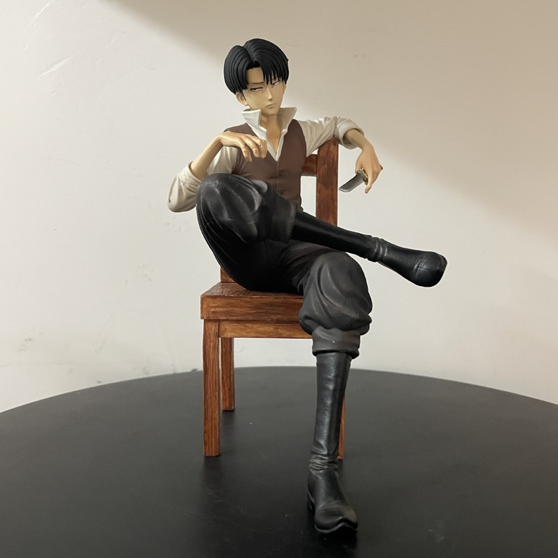 Anime Merchandise Box - Figur Levi Ackerman Attack On Titan